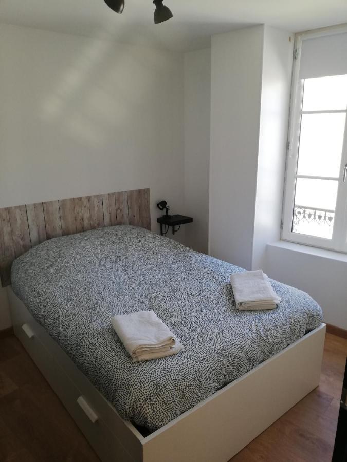 Berrybreak 3 Apartment Neuvy-Saint-Sepulchre Luaran gambar