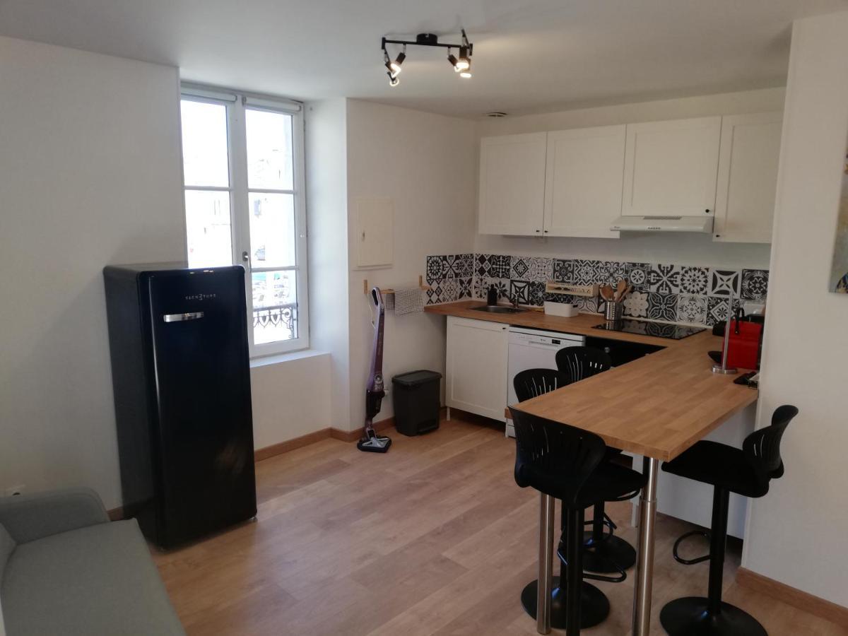 Berrybreak 3 Apartment Neuvy-Saint-Sepulchre Luaran gambar